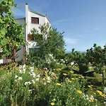 Family 4-Bdr Apartment With Pool Appartamento Klis