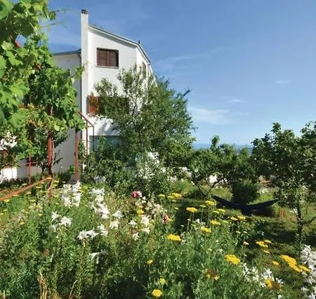 Family 4-bdr With Pool Appartement Klis