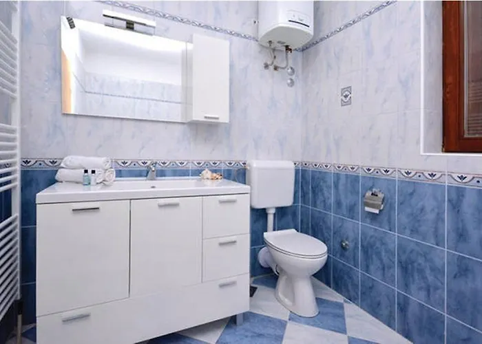 דירה Family 4-Bdr Apartment With Pool Klis