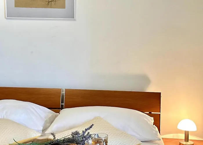 Family 4-Bdr Apartment With Pool Klis